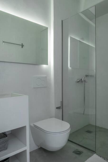 Luxury Apartment Center Of Mykonos Town - Sleeps 4 Exterior photo