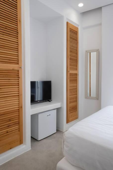 Luxury Apartment Center Of Mykonos Town - Sleeps 4 Exterior photo