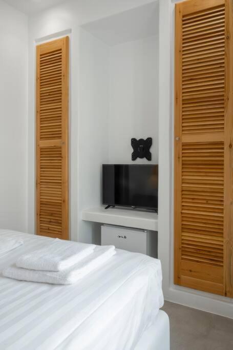 Luxury Apartment Center Of Mykonos Town - Sleeps 4 Exterior photo